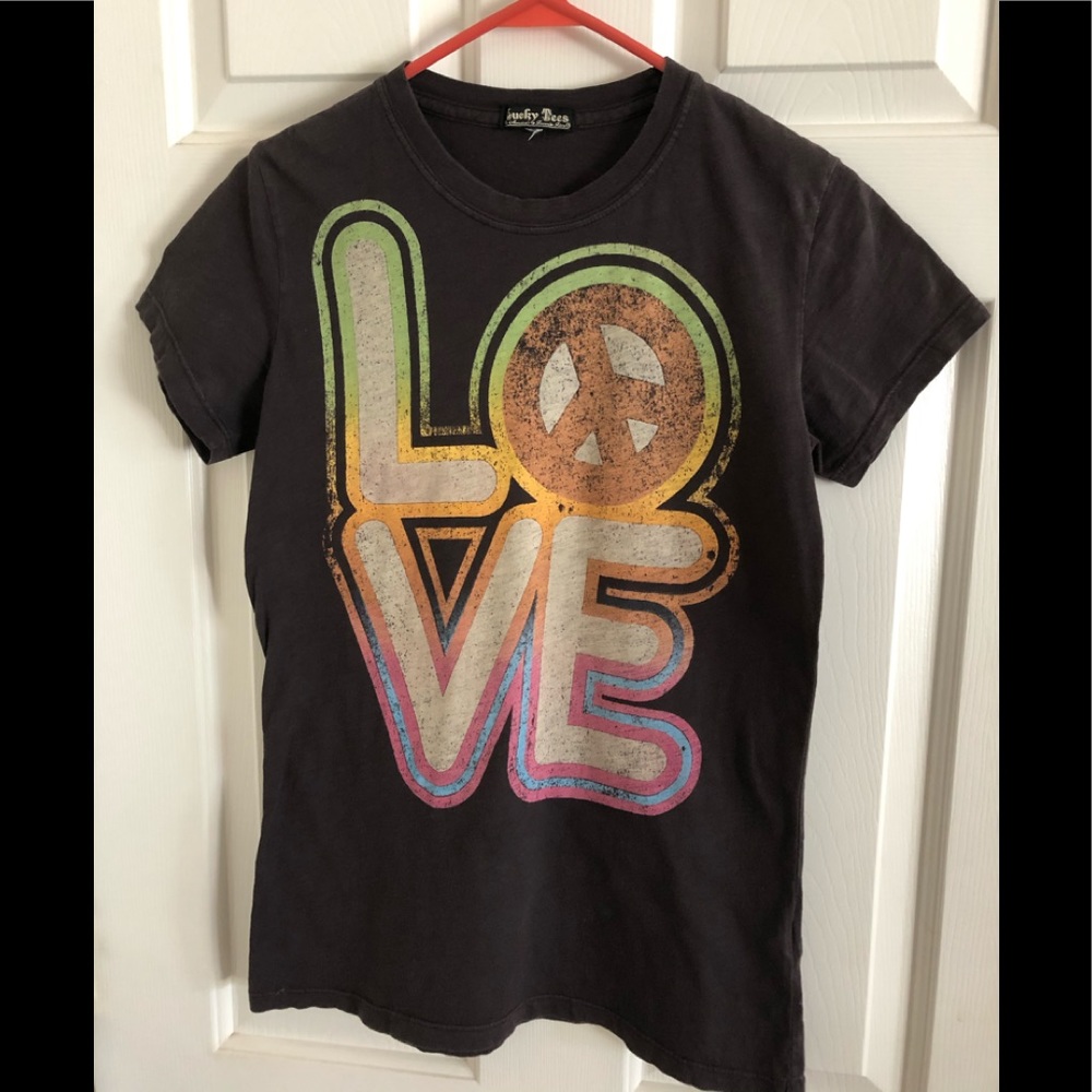 Lucky Brand “Love” tee w’peace sign